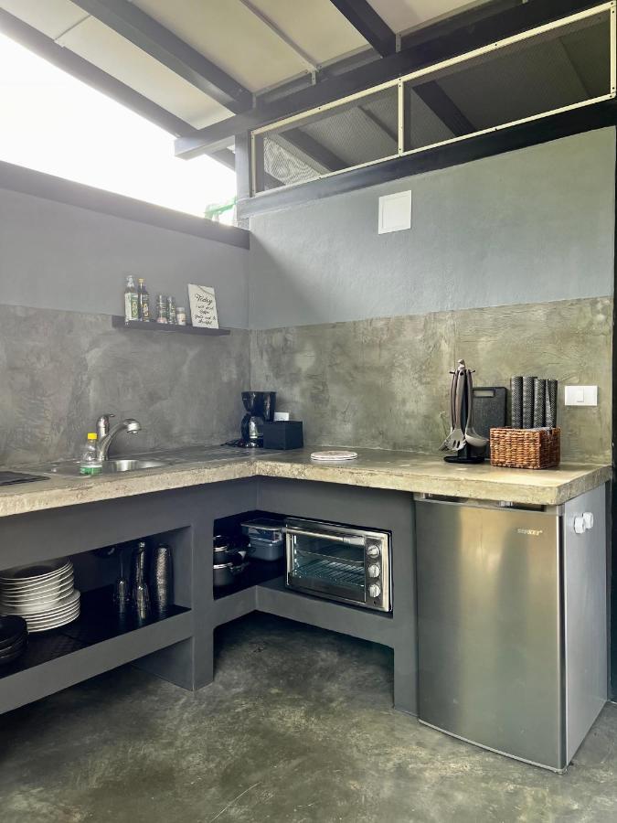 Whispering Wisdom Villa Cahuita Exterior photo